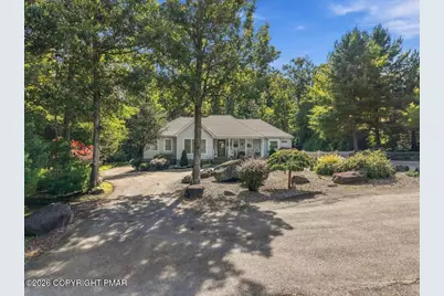  126 Estate Drive, East Stroudsburg, PA 18301 - Photo 2