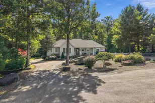 126 Estate Dr, East Stroudsburg, PA 18301 - Photo 2