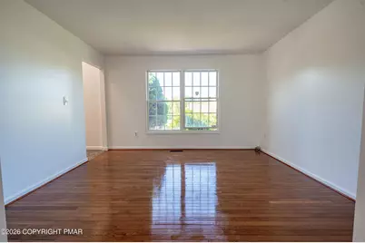  932 Pennsylvania Street, Whitehall, PA 18052 - Photo 16