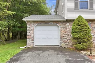 1216 Glade Dr, Long Pond, PA 18334 - Photo 56