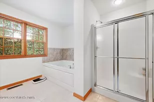 107 Gollum Ln, Tamiment, PA 18371 - Photo 52