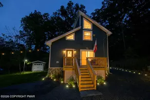 375 Canterbury Rd, Bushkill, PA 18324 - Photo 2