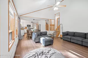 523 Saunders Ct, Bushkill, PA 18324 - Photo 8