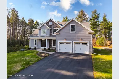  223 Canterbury Circle, Blakeslee, PA 18610 - Photo 2