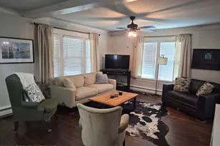 157 State St, East Stroudsburg, PA 18301 - Photo 4