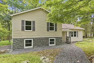 2148 Vista Cir, East Stroudsburg, PA 18302 - Photo 4