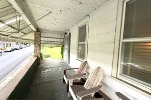 810 Center Ave, Jim Thorpe, PA 18229 - Photo 10