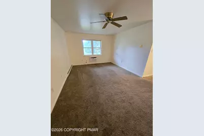  404 Woodcliffe Avenue #1-101, Stroudsburg, PA 18360 - Photo 4