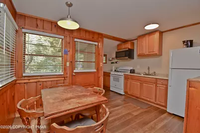  275 Rt 390, Tafton, PA 18464 - Photo 22