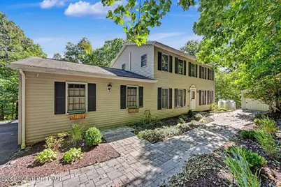  238 Becca Lane, Stroudsburg, PA 18360 - Photo 2