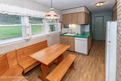  2254 Chipperfield Drive, East Stroudsburg, PA 18301 - Photo 4