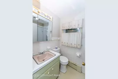  2254 Chipperfield Drive, East Stroudsburg, PA 18301 - Photo 22