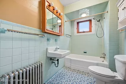  127 Broad Street, Stroudsburg, PA 18360 - Photo 24