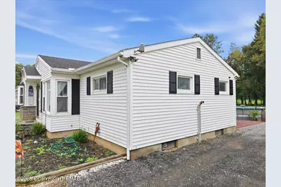  218 Effort Village Drive, Effort, PA 18330 - Photo 56