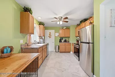  218 Effort Village Drive, Effort, PA 18330 - Photo 28
