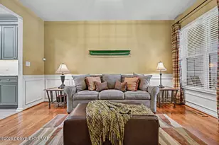 1214 Clymer Ln, Pocono Pines, PA 18350 - Photo 4