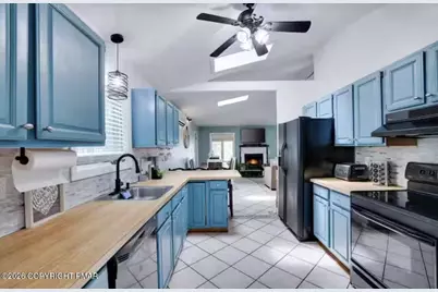  5692 Pembrook Drive, Tobyhanna, PA 18466 - Photo 6