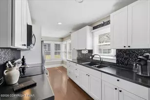 388 Brodhead Ave, East Stroudsburg, PA 18301 - Photo 14