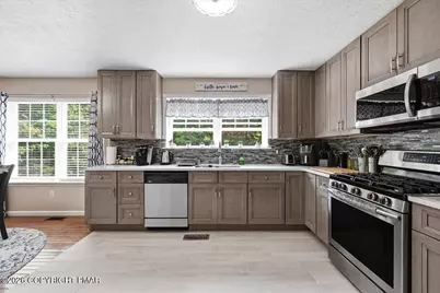 49 Seneca Road, Mount Pocono, PA 18344 - Photo 20