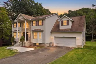 49 Seneca Rd, Mount Pocono, PA 18344 - Photo 1