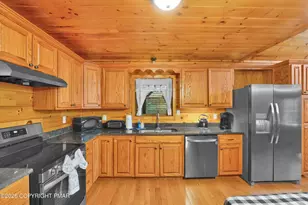 275 Hillary Dr, Freeland, PA 18224 - Photo 16