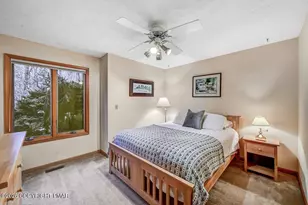 1111 Bear Track Trail, Pocono Pines, PA 18350 - Photo 22