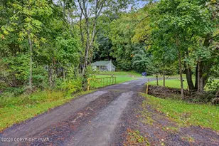 108 Hartman Ln, Effort, PA 18330 - Photo 32