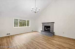 1018 Valley Rd, Newfoundland, PA 18445 - Photo 26