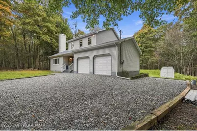  1018 Valley Road, Newfoundland, PA 18445 - Photo 4