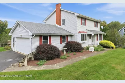  233 Treeline Drive, Pen Argyl, PA 18072 - Photo 2