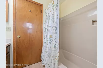  233 Treeline Drive, Pen Argyl, PA 18072 - Photo 34