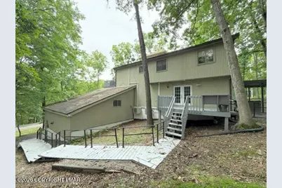  322 Brentwood Drive, Bushkill, PA 18324 - Photo 2