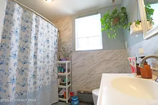 111 Oakley Rd, Upper Darby, PA 19082 - Photo 22