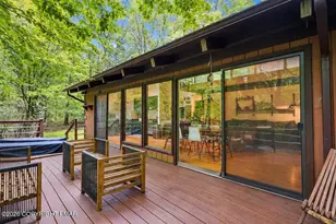 128 Cedar Ln, Canadensis, PA 18325 - Photo 4
