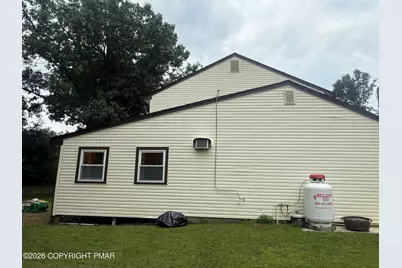  255 E Broad Street, East Stroudsburg, PA 18301 - Photo 8