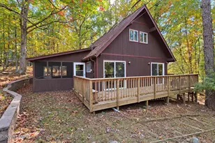 1095 Deer Run, Bushkill, PA 18324 - Photo 2