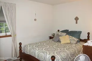 296 Harvest Hill Dr, Effort, PA 18330 - Photo 10