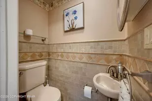 19 Middle Village Way, Tannersville, PA 18372 - Photo 4