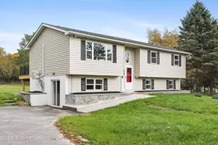 1541 Ann Ln, Effort, PA 18330 - Photo 2