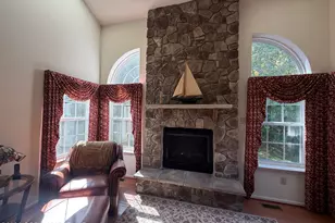 207 Center Valley Ct, East Stroudsburg, PA 18302 - Photo 16