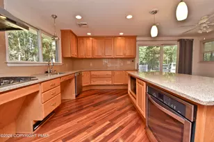 2121 White Oaks Terrace, Stroudsburg, PA 18360 - Photo 6