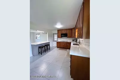  203 Center Road, Stroudsburg, PA 18360 - Photo 10