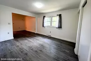 203 Center Rd, Stroudsburg, PA 18360 - Photo 30