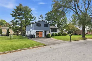 1537 Winthrop Ave, Bethlehem, PA 18017 - Photo 2