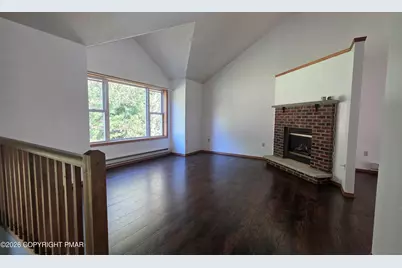  838 Cayuga Way, Stroudsburg, PA 18360 - Photo 4