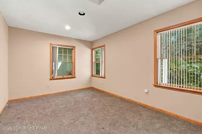  372 Brookside Drive, Pocono Pines, PA 18350 - Photo 48