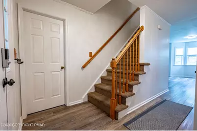  221 Jubilee Drive, Easton, PA 18040 - Photo 4