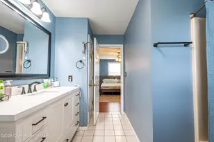 221 Jubilee Dr, Easton, PA 18040 - Photo 34