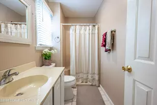 221 Jubilee Dr, Easton, PA 18040 - Photo 50