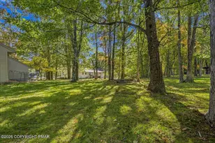 28 Heath Ln, Mount Pocono, PA 18344 - Photo 20